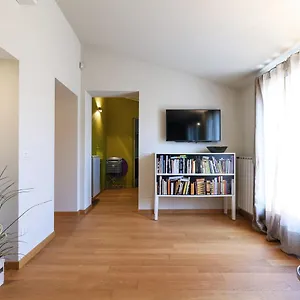 Contempora - Fiori Chiari 26 Apartment